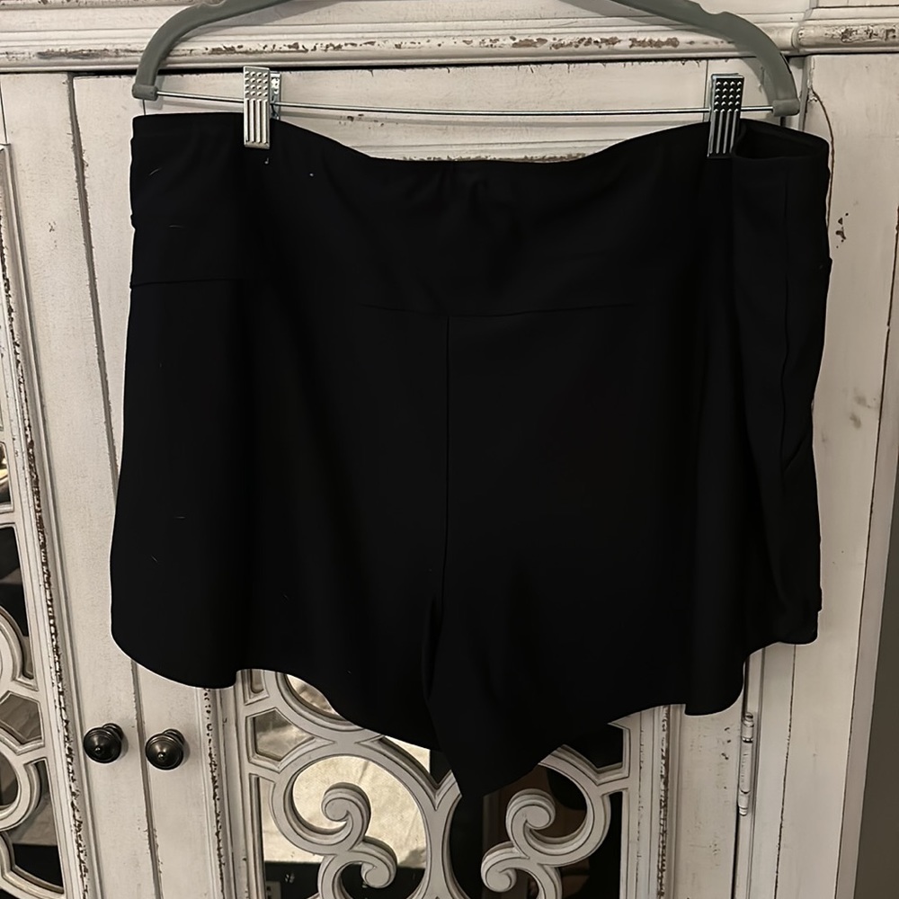 Women’s tech gear shorts DS-10 - Picture 4 of 4